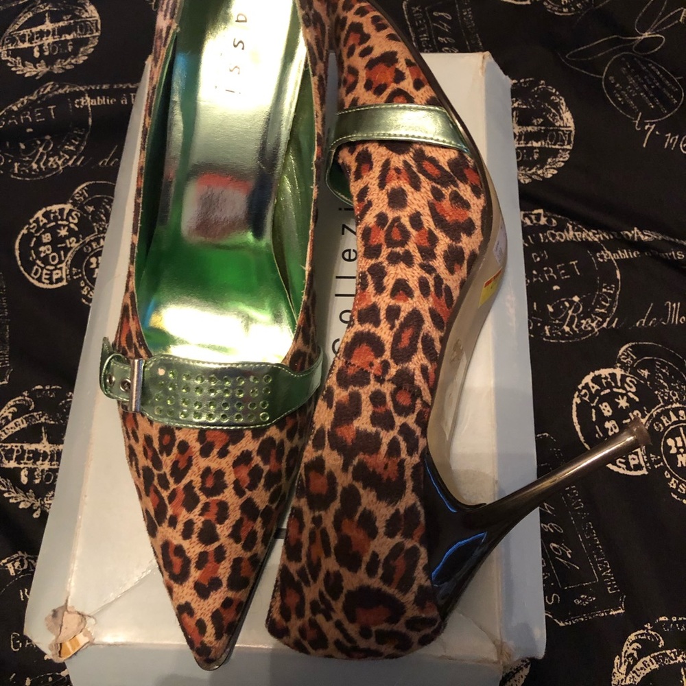 Women’s Shoe Size 10